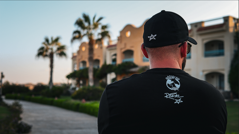 Full Cap Black Pomagaj Pomagać